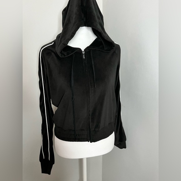 Garage Tops - GARAGE cropped zip up sweatshirt